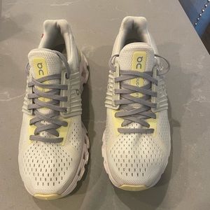 On Cloud Running Shoes White/Limelight